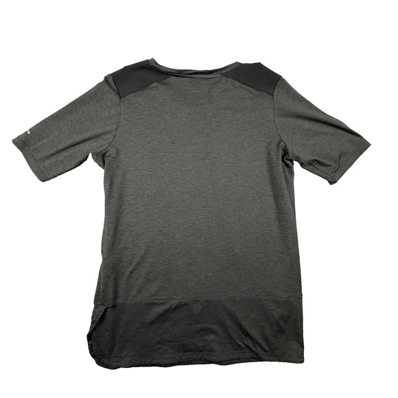 MIXED LOT OF 4 Men's M Athletic T-Shirts Nike/Champion/UA/Columbia SEE DESCRIPTI - Picture 3 of 13